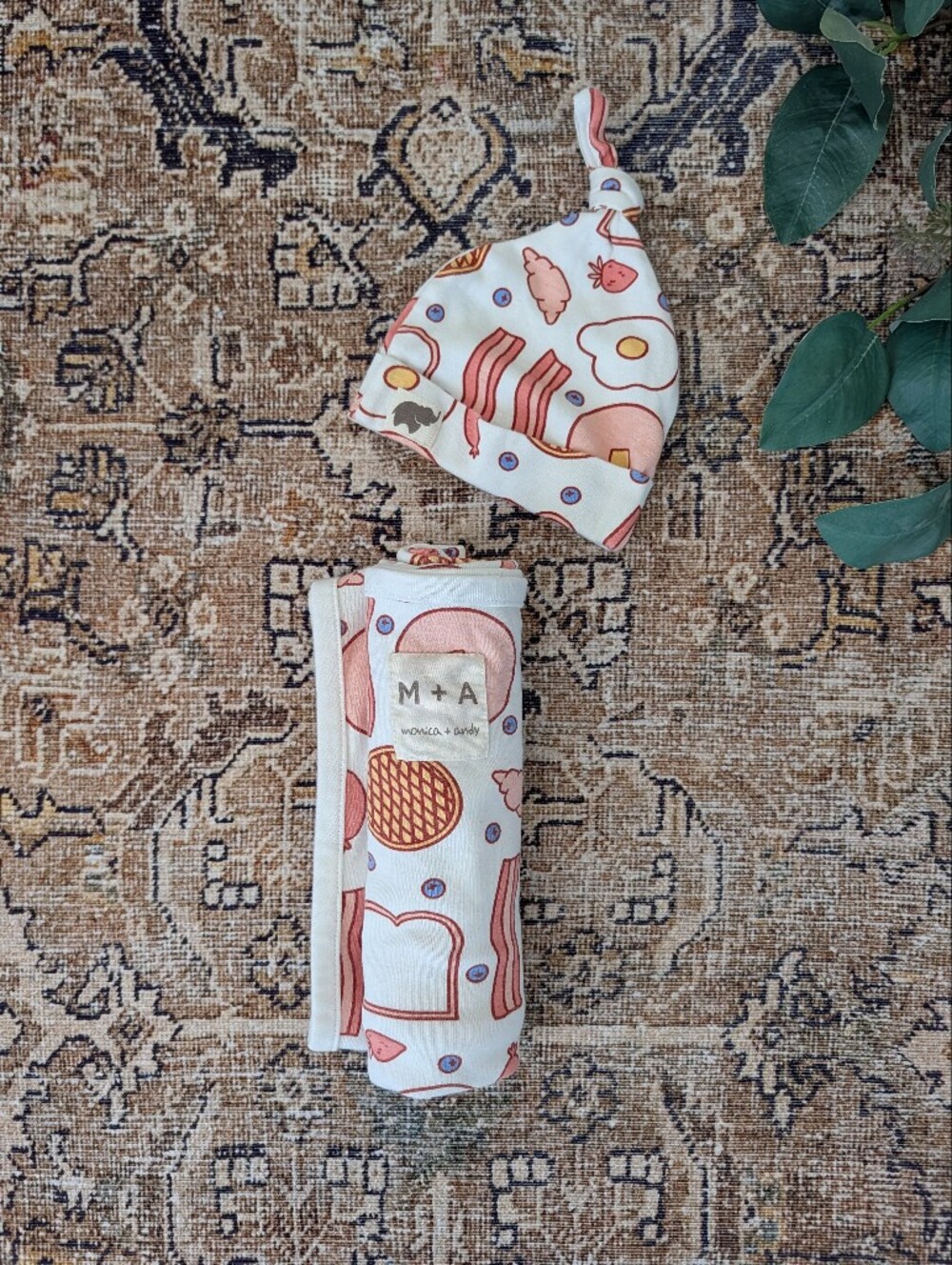 Baby girl breakfast print blanket + hat set